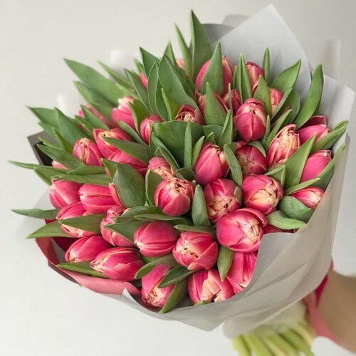 Букет тюльпанов "Яркие пионки"